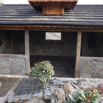 altany z kamienia naturalnego